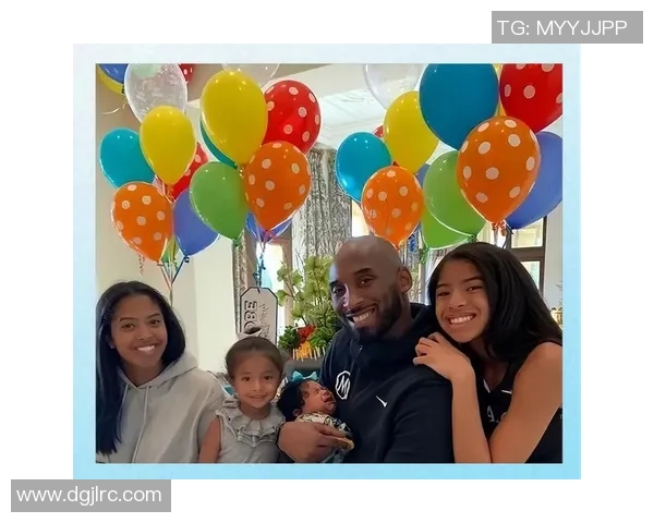 科比布莱恩特传奇生涯回顾与影响力分析：篮球之神的永恒印记